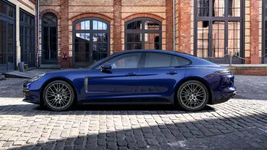 2022 Porsche Panamera Platinum Edition Base Trim - Image 3
