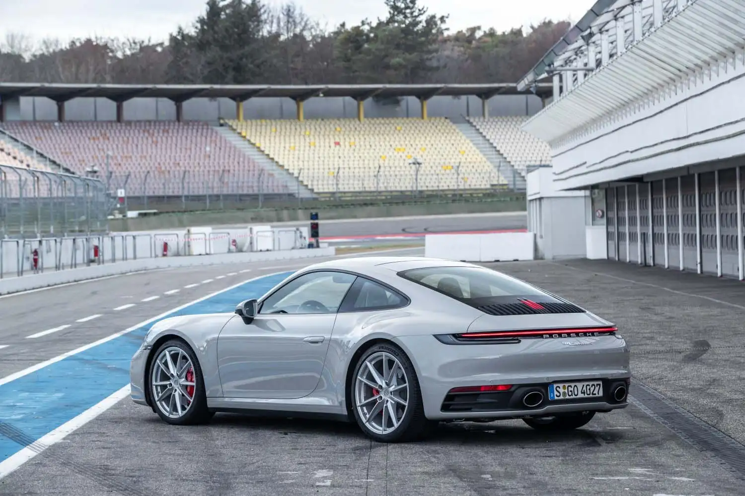 Buy New 2022 Porsche 911 Carrera S Base Trim – Mineral Black