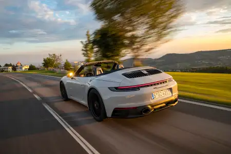 Porsche 911 Base Trim - Image 2